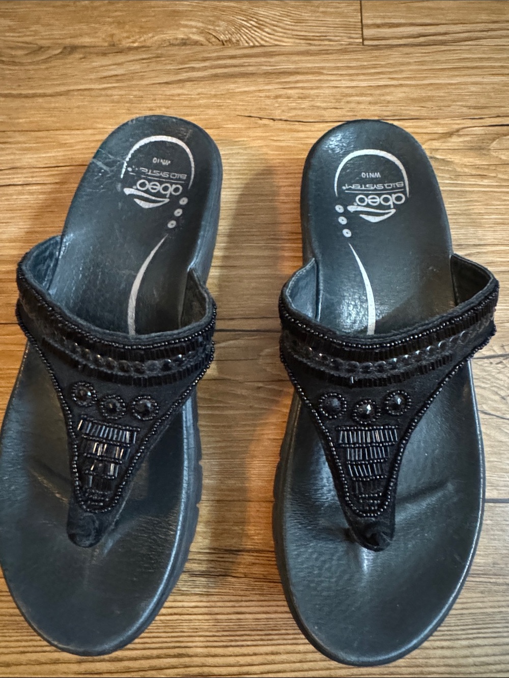 Abeo BIO System Black Beaded Women's Thong Sandals